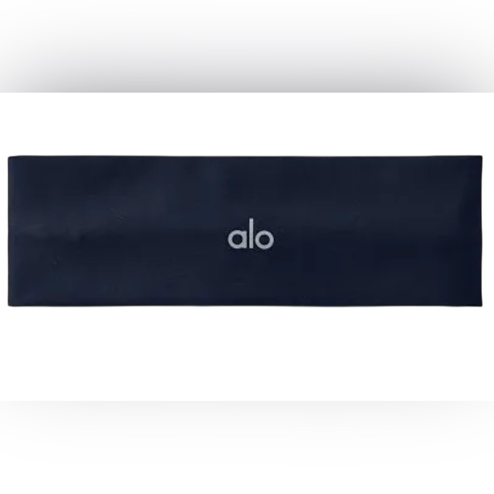 Brand new ALO Yoga Navy Airlift Headband
